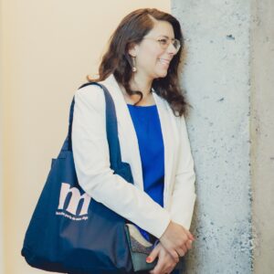 Tote bag bleu marine – “Merci de faire partie de notre village”